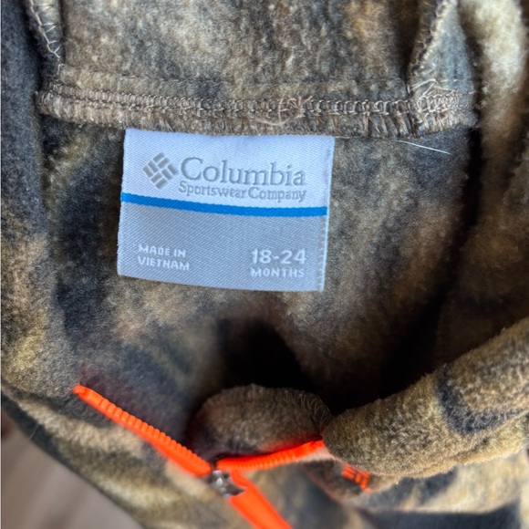 Columbia camo fleece bunting 18-24months - Picture 3 of 3